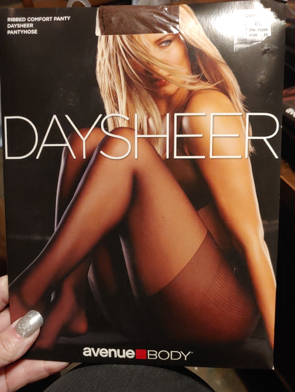 Avenue Body Sz EE Coffee  Ribbed Panty DaySheer Pantyhose